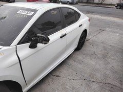 CAMRY     2025 Front Door Trim Panel 135778