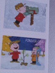 Charlie Brown Christmas Forever Postage Stamps Peanuts Snoopy New 20 Unused"Read