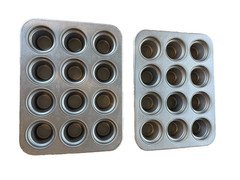 Chicago Metallic 43555 Large Crown Muffin Pan, 12 Moulds Set of 2 Pans Free Ship