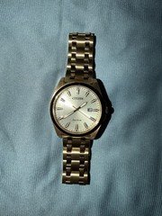 Citizen Eco-Drive E111-A0XL501 Gold Tone Champagne Dial w/ Original Box