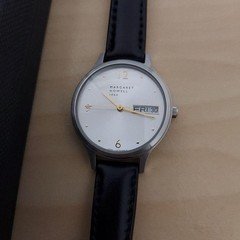 CITIZEN wristwatch