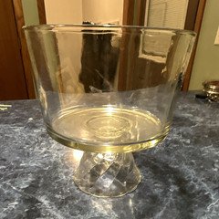 Clear Glass Compote Pedestal Bowl, Round Footed Bowl, One-Piece Set