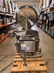 Cleveland KEL-40-TSH 40-Gallon Electric Tilting Steam Jacketed Kettle 480V 3-Ph