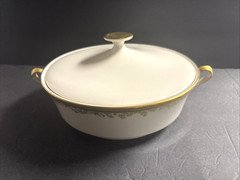 Covered  Vegetable 9" Serving Bowl Lenox Eclipse   Gold Trim only  display