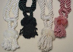 Curtain / Chair Tie-Back- 24"spread with 4"lion mane tassel - 5 colors available