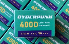 Cyberpunk 400D 36 exp C41 35mm Color Negative Film NO REMJET Kodak Vision3 250D