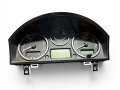 Discovery 3 Instrument Cluster 2.7 TDV6 YAC500028 Land Rover 2004 to 2006