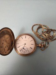 Elgin pocket watch Hunter Case With Chain. 25 Year Gold Filled Case 1914 16s