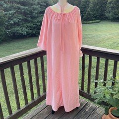 EVELYN PEARSON Housecoat Robe Gown Velour Modest Grandmacore Granny 70s Vtg Pink