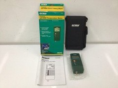 EXTECH ph210 Compact pH/ORP/Temperature Meter 