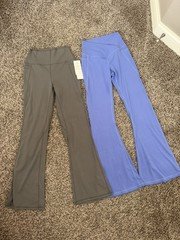 Flare Leggings Crossover Yoga Pants Lilac and Sage Green size Small - 2 pack NEW