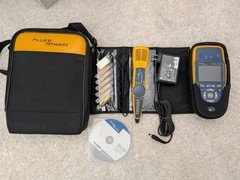 Fluke Networks LinkRunner AT 2000 with IntelliTone Pro 200 and 6 WireView links