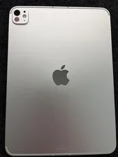 This is a picture showing Apple iPad Pro 11-inch (M5) 1 TB, Wi-Fi + 5G, 11 in - Silver