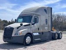 This is a picture showing 2021 Freightliner Cascadia T/A High Roof Sleeper Semi Truck A/C bidadoo -Repair