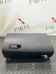 GENUINE 2016 MERCEDES BENZ C CLASS W205 BLACK GLOVE BOX A2056800191