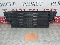 GENUINE RANGE ROVER VELAR L560 FRONT ACTIVE SHUTTER GRILLE 2017-ON M8A28475BC