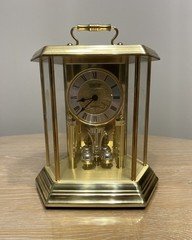 German Concordia Quartz Anniversary Clock, Westminster Chime, Gold-Tone with Ros