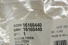 GM 16160440 New NOS OEM GM RADIO TREBLE Knob