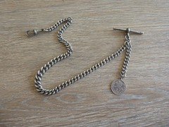 GOOD ANTIQUE SOLID STERLING SILVER  ALBERT POCKET WATCH CHAIN & FOB