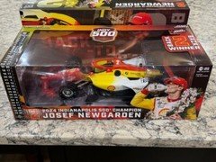 Greenlight Josef Newgarden 2024 Indianapolis 500 Champion 1/18 RACED VERSION