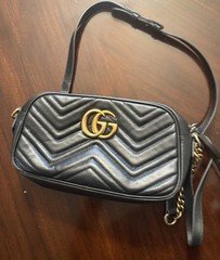 Gucci Marmont Leather Crossbody Bag Medium Excellent condition