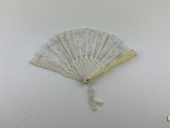 Hand Fan white  Plastic Lace Vintage Costume Prop  Dressing up