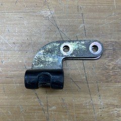 HONDA TRX250R TRX 250R STOCK OEM GASTANK FUEL GAS TANK PETCOCK LINE GUIDE MOUNT