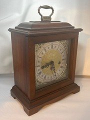 Howard Miller Westminster Chime Mechanical Wood Mantel Clock Roman Dial Handle