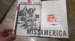 HOWARD STERN AUTOGRAPHED BOOK W/RARE KISS (SALE)