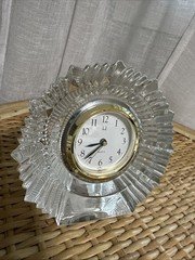 Hoya sunburst Crystal Quartz Desk Clock Gold Tone Made In Japan