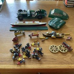 INTERESTING VINTAGE TOY COLLECTION INCLUDING A PLASTIC E-TYPE JAGUAR & MORE!