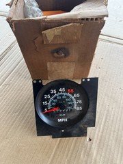 International  Speedometer 25023974 speedo IH dash