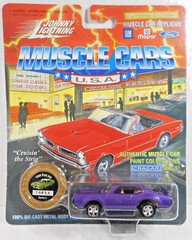 Johnny Lightning Muscle Cars USA Limited Edition Purple 1969 Olds 442 - MOC