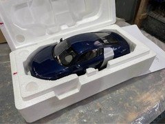 Kyosho 1:18 Audi R8 Blue diecast