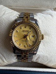 Ladies 31mm Gold and Diamond Seiko watch