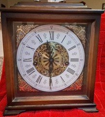 Linden Franz Hermle Triple Chime Wooden Bracket Mantle Clock Key Included.