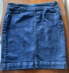 LOFT Women's Blue Denim Pencil Skirt Knee Length Petites 8P Pockets