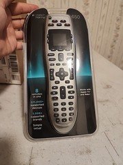 Logitech Harmony 650 Universal Color Screen Remote Silver New EZ Open