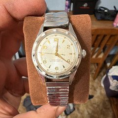 Loris 17 Jewels Shockproof Antimagnetic Manual Wind Silver Dial Bracelet