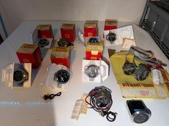 LOT OF STEWART WARNER GAUGES PLEASE READ