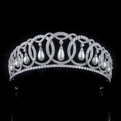 Luxury All CZ Cubic Zirconia Classical Queen Elisabeth Tiara Crown For Women