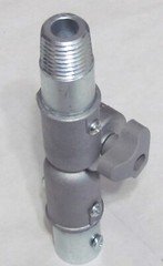 Metal Extension Pole Adapter - Acme Internal Threads to Euro Male Threads. 1i
