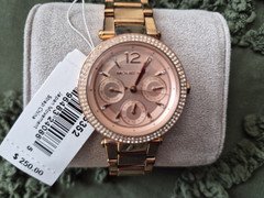 Michael Kors Jada Quartz Chronograph Analog Rose Gold Bracelet Gem-Set Bezel