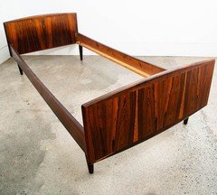 Mid Century Danish Modern Bed Frame Sm Single Rosewood Denmark Sannemanns Mobler