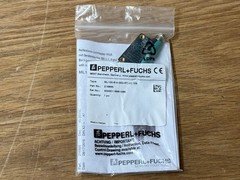 ML100-8-H-350-RT/95/103 PEPPERL+FUCHS BACKGROUND SUPPRESSION SENSOR 350MM