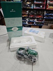 NEW Hallmark Kiddie Car Classics 1937 Steelcraft Junior Streamliner #07706 w/coa