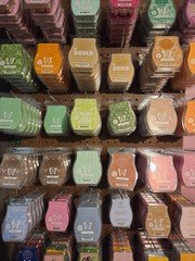 NEW Scentsy Wax Bars Melts Current & Retired Scents You Pick! No Shipping Fee!