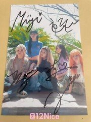 NEWJEANS Group Autographed Hand Signed Photo K-POP Collection 4*6 NEW #12Nice