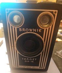 NICE Antique Brownie Target Six-16 Box Camera Kodak Eastman 616 Film Old Vintage
