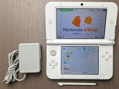 Nintendo 3DS XL Pink White | Charger + 16GB SD Card | Region Free TESTED
